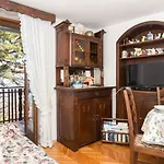 Comfy And Warm Ap With Balcony Surrounded With Beautiful Nature Lovran