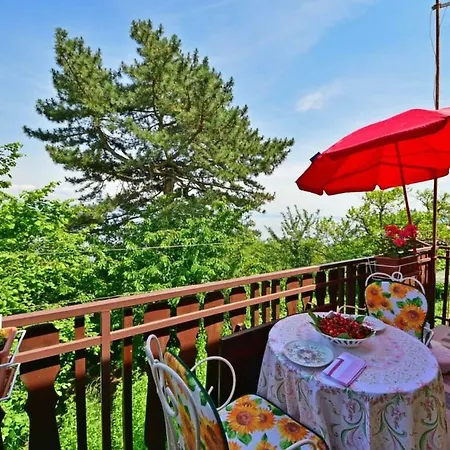 Comfy And Warm Ap With Balcony Surrounded With Beautiful Nature Appartement