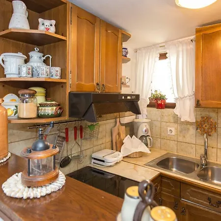 Comfy And Warm Ap With Balcony Surrounded With Beautiful Nature Daire *