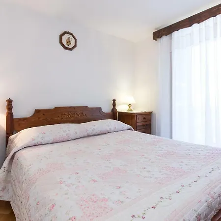 Comfy And Warm Ap With Balcony Surrounded With Beautiful Nature *